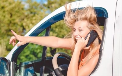 Zes standjes: uw mobiele telefoon in de auto